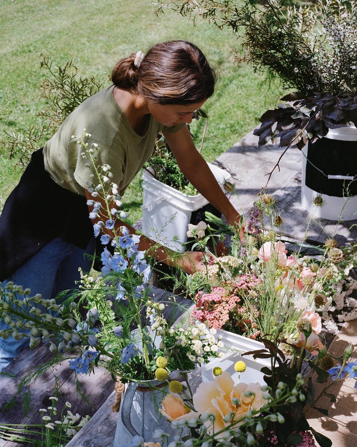Spring Handtied Bouquet Workshop - September 16th