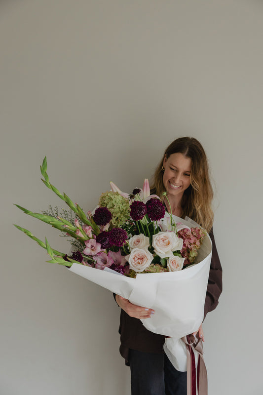 Dealerâs Choice florist choice bouquet by Roam Studio Florist Tauranga
